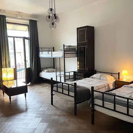 Guest House Third Floor تبليسي المظهر الخارجي الصورة