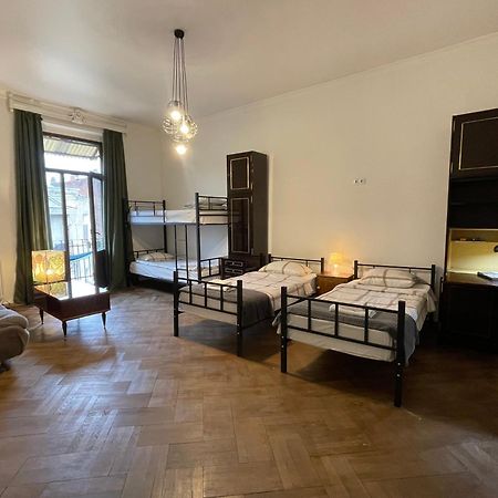 Guest House Third Floor تبليسي المظهر الخارجي الصورة