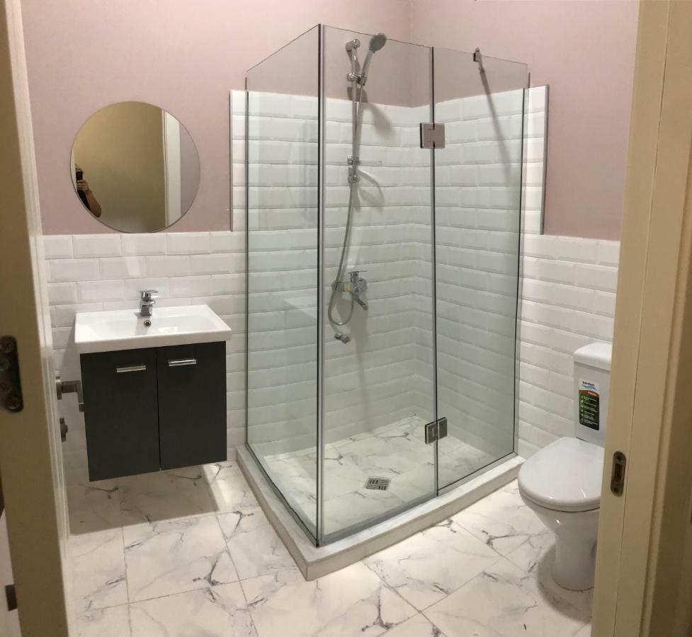 Guest House Third Floor تبليسي المظهر الخارجي الصورة